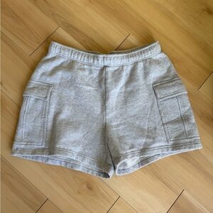 Aritzia TNA mega fit shorts